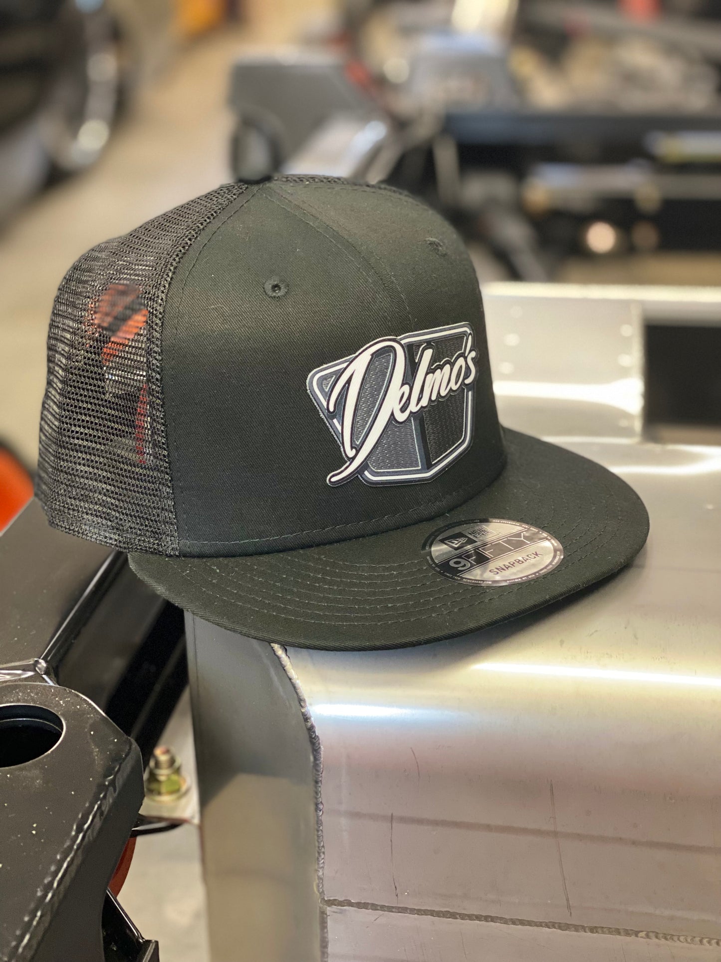 Delmo's 3D Logo Flat Bill Mesh Snapback Black