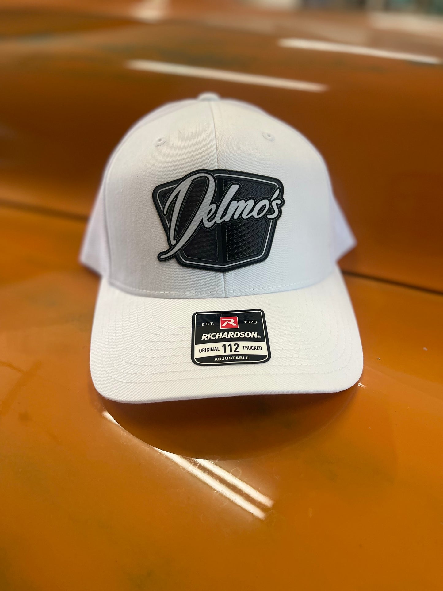 Delmo's 3D Logo Snapback Precurved White/White Mesh