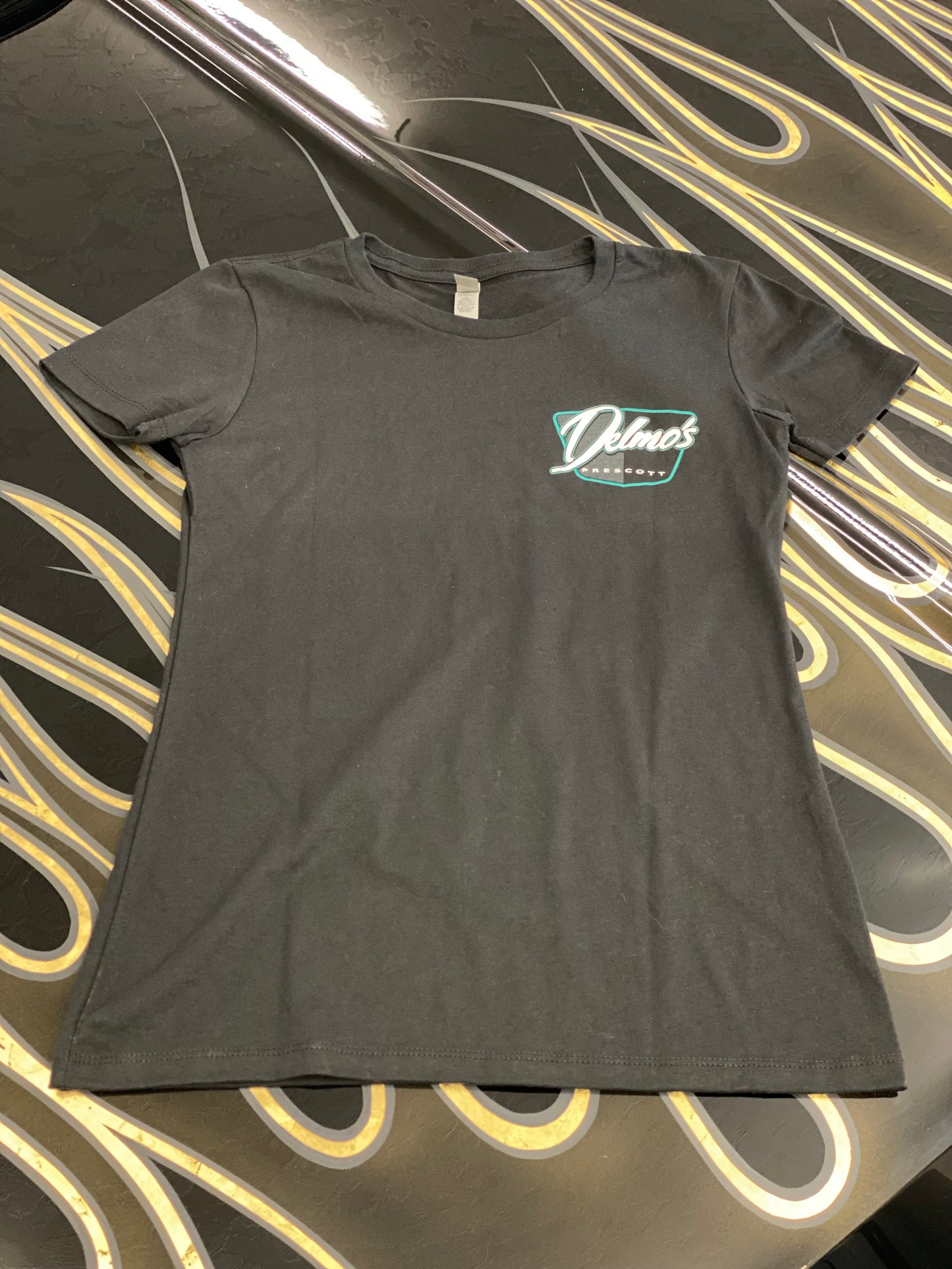 Delmo's Womens Black Prescott Crew Neck T-Shirt