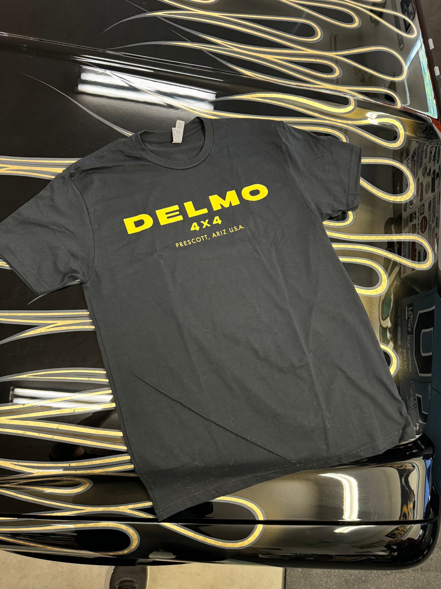 Delmo 4x4 Tee Black w/Yellow