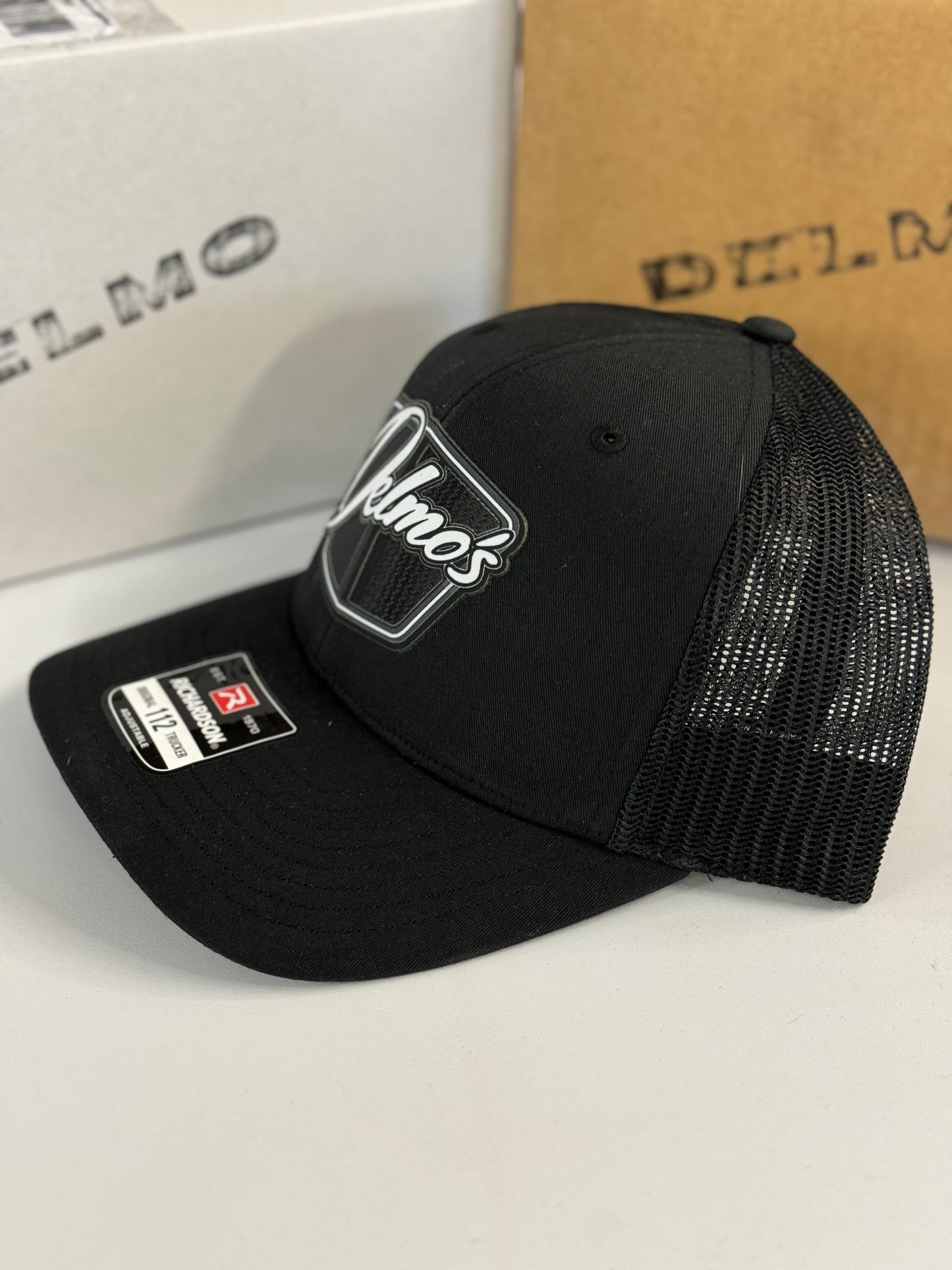 Delmo's Logo Black/Black Mesh Precurved Snapback