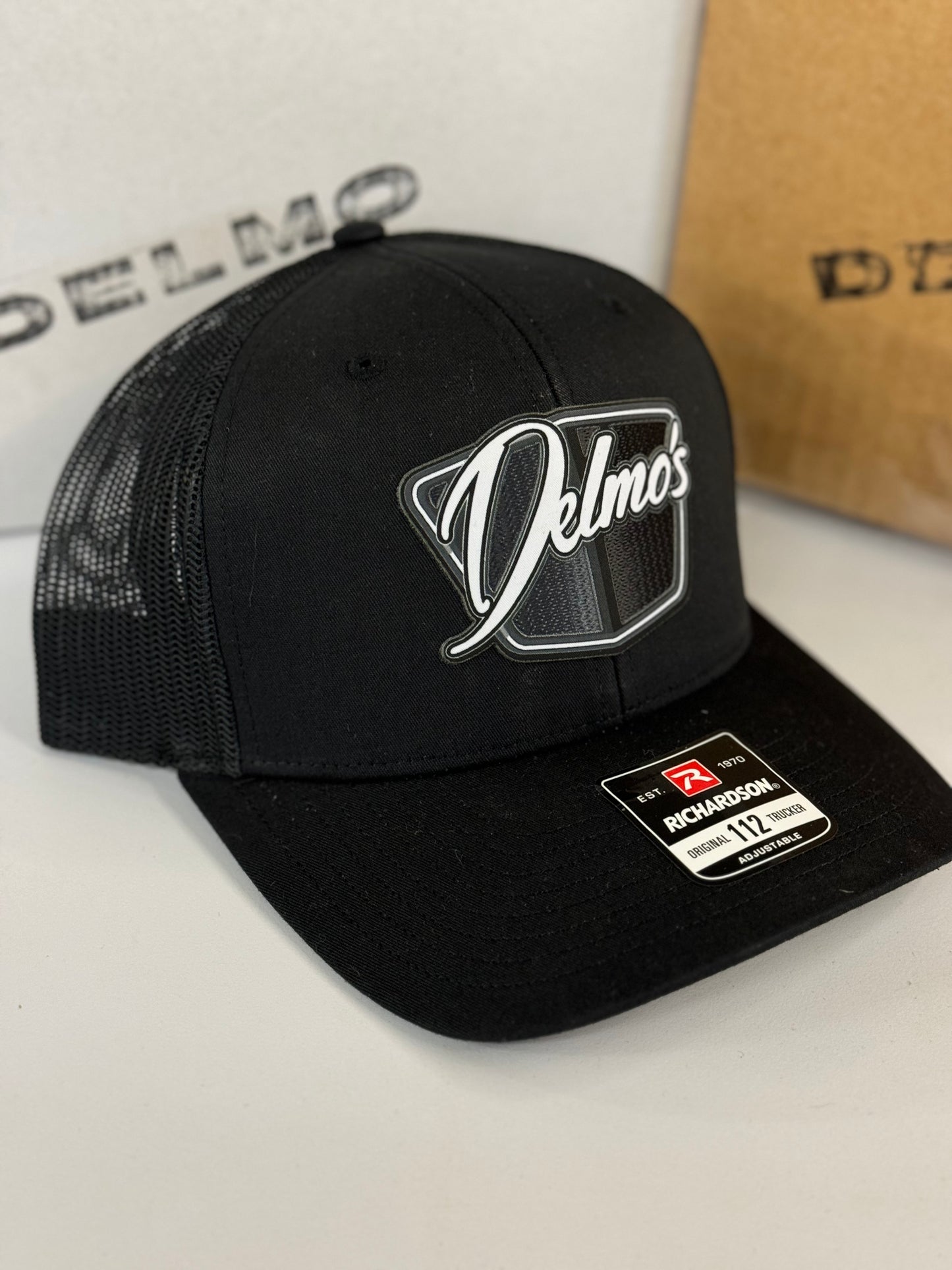 Delmo's Logo Black/Black Mesh Precurved Snapback